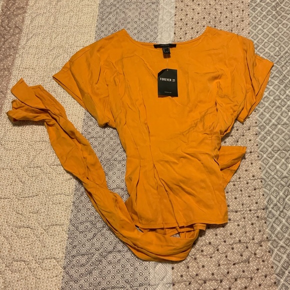 Gold Forever 21 Short Sleeve Blouse with Belt - Picture 1 of 2